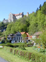 Burg Rabenstein mit Neumühle im Ailsbachtal bei Kirchahorn