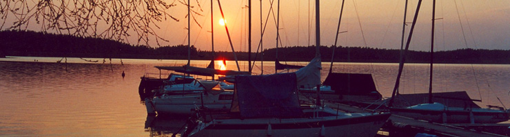 Holidays in the Franconian Lakes Region: Sunset at Lake Roth