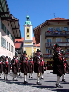 Trachtenzug in Miesbach