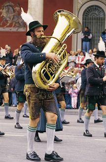 Trachtenzug Oktoberfest