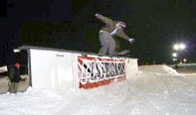 Tölzer Land: Snowboard im Funpark am Blomberg