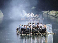 Tölzer Land: Floßfahrt auf der Isar