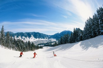 Ammergauer Alpen: Talabfahrt in Oberammergau