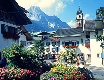 Mittenwald Reise, Urlaub: Mittenwald Ortszentrum