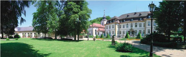 Bad Neustadt: Kurpark mit Schlosshotel