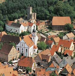 Fränkisches Seenland: Burgruine Hilpoltstein und Altstadt