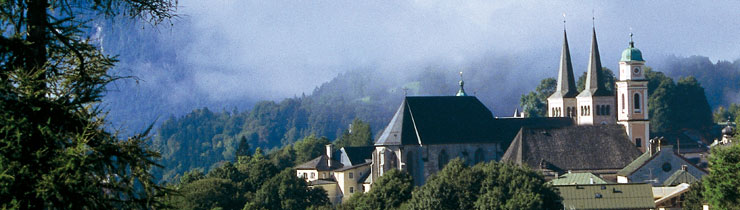 Berchtesgaden Reise: Blick auf Berchtesgaden